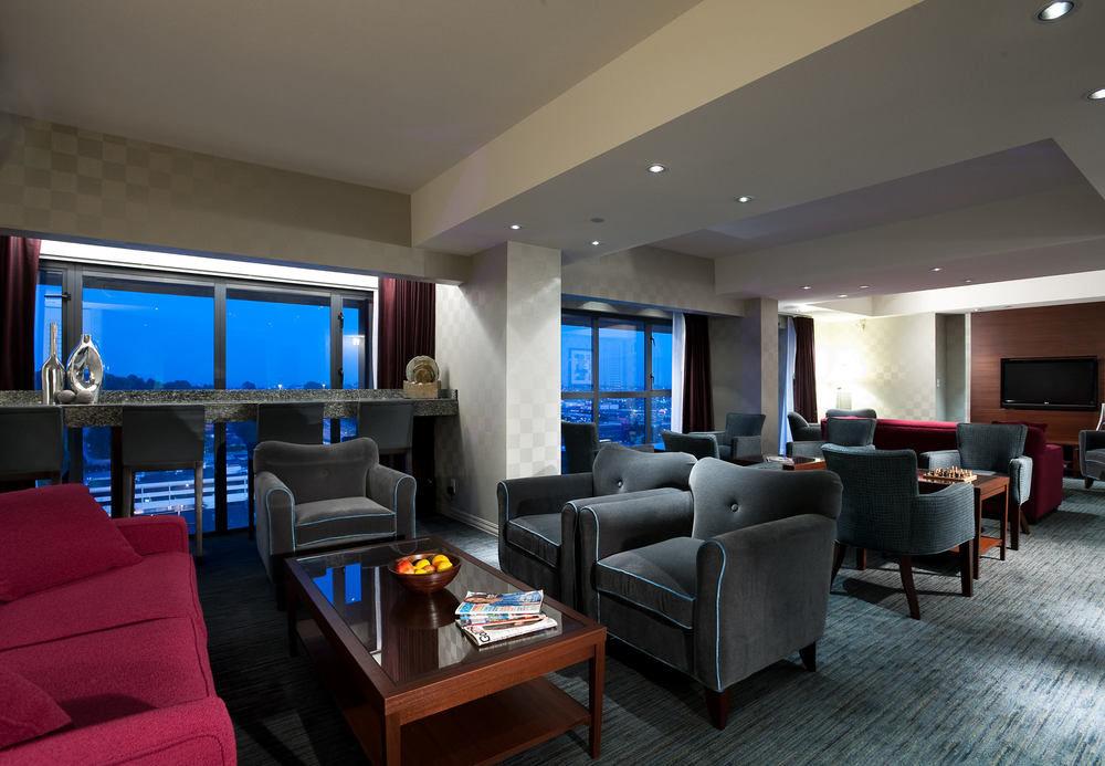 Delta Hotels By Marriott Burnaby Conference Centre Eksteriør billede
